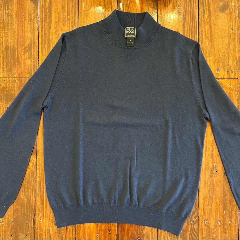 Jos A Bank dark gray mock turtleneck. Traveler Merino Wool Sweater. XL.